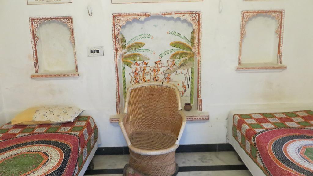 Udai Haveli Guest House Udaipur Bilik gambar