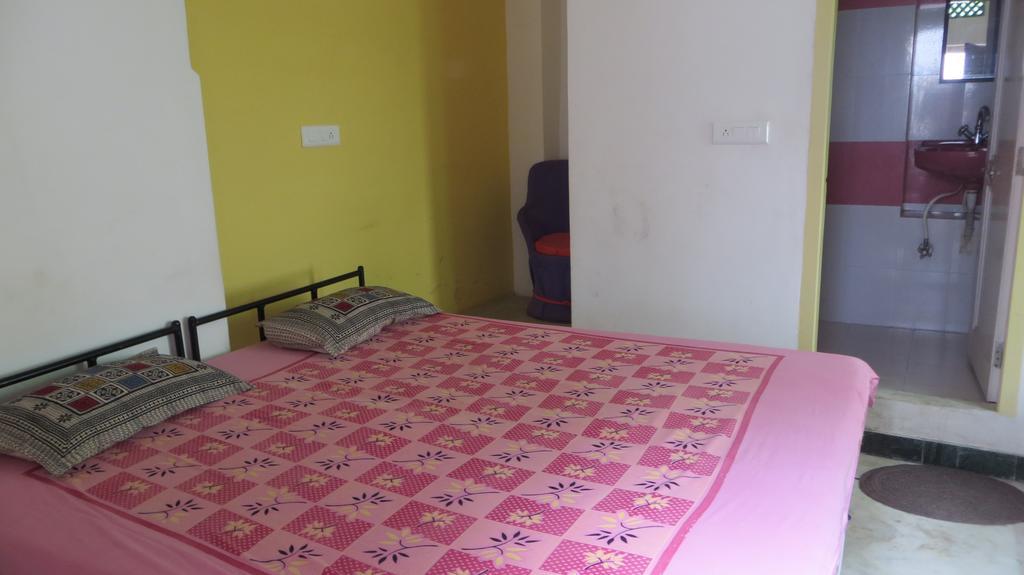 Udai Haveli Guest House Udaipur Bilik gambar