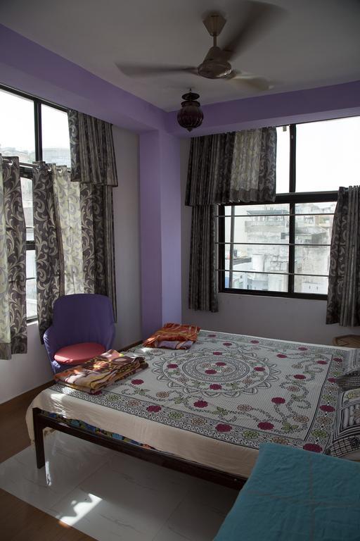Udai Haveli Guest House Udaipur Bilik gambar